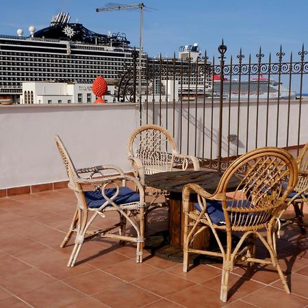 Attico Con Terrazza Sul Porto Apartman Palermo Kültér fotó