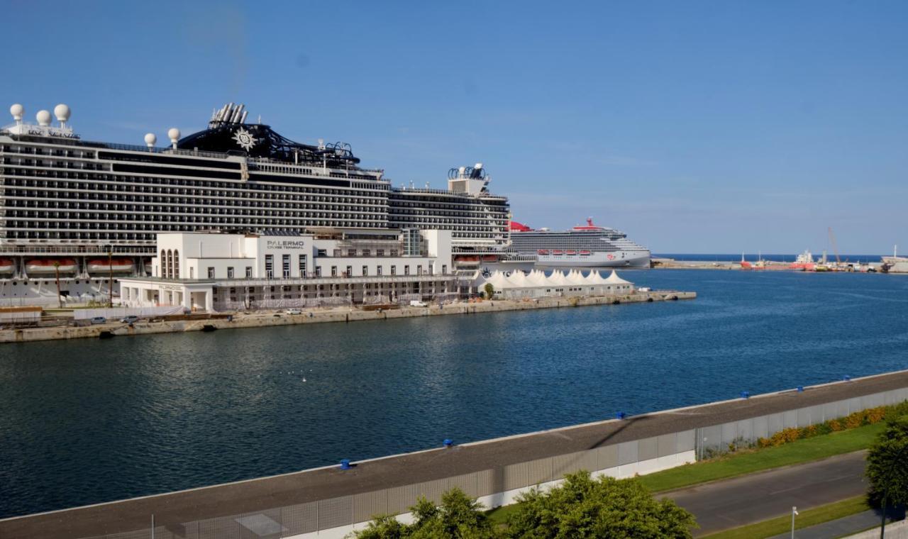 Attico Con Terrazza Sul Porto Apartman Palermo Kültér fotó